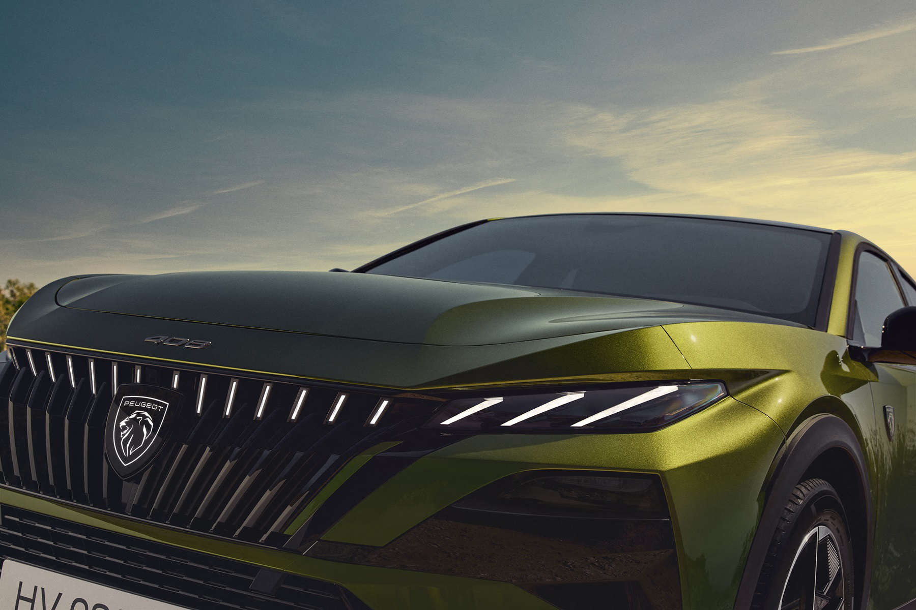 Новий PEUGEOT 408, вигляд спереду